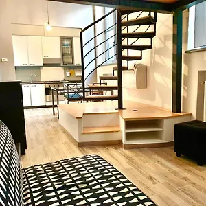 Appartamento Kibilù - Via Caldara, Milano